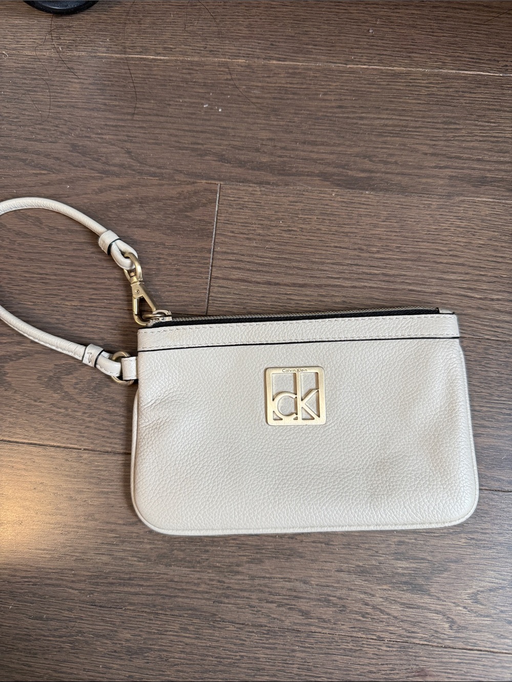 ck pouch